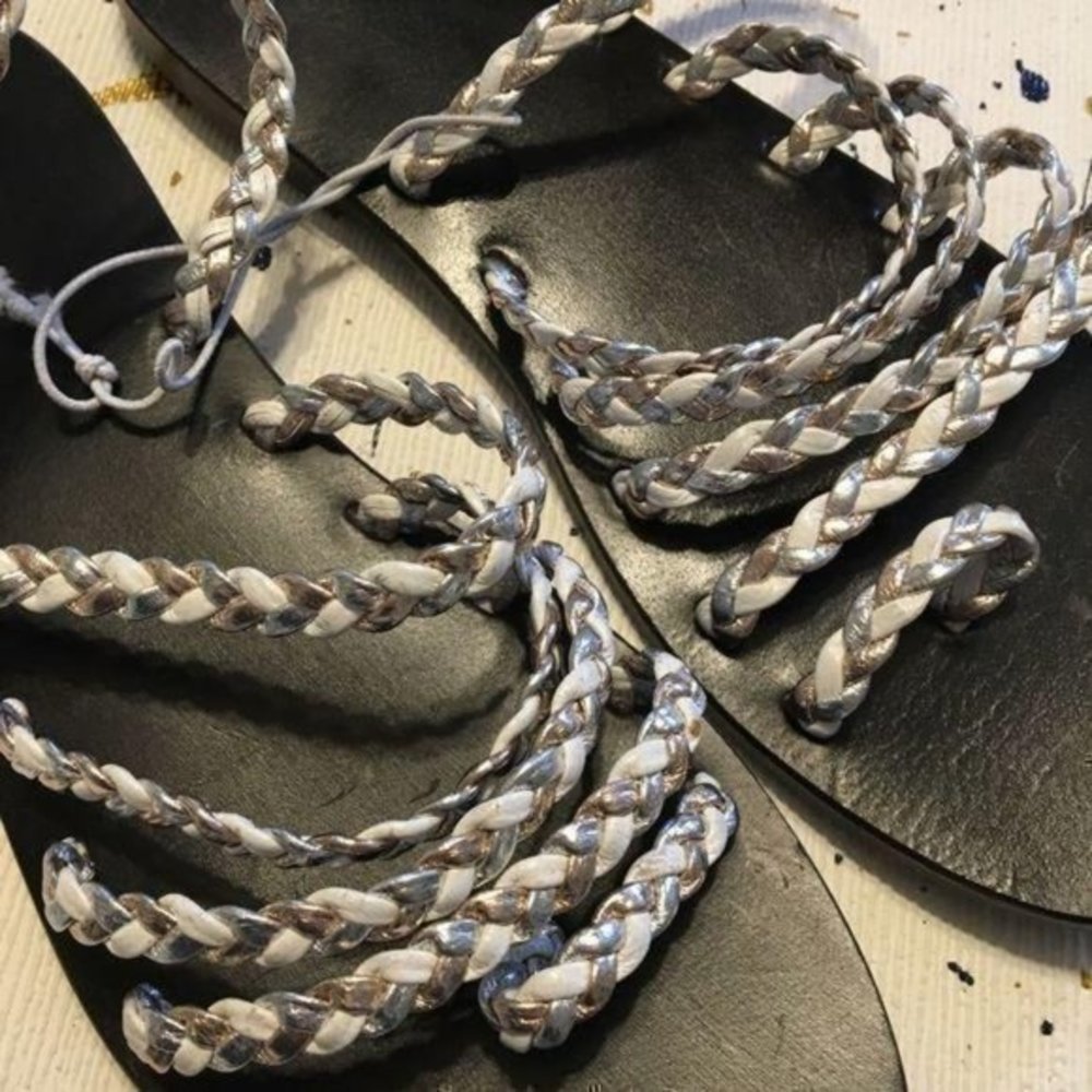Urban Outfitters Val Braided Slide - Picture 5 of 6
